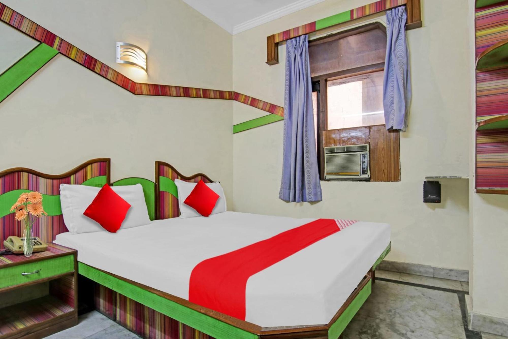Hotel O Rak International New Delhi Ngoại thất bức ảnh