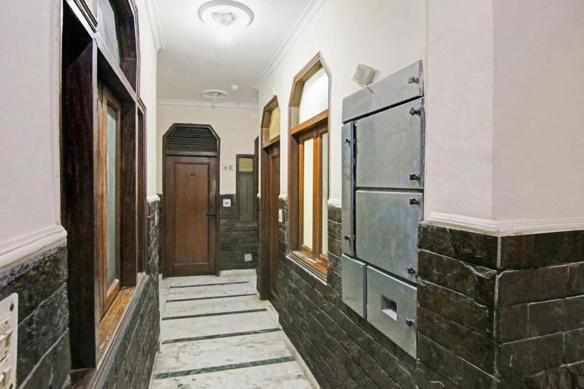 Hotel O Rak International New Delhi Ngoại thất bức ảnh