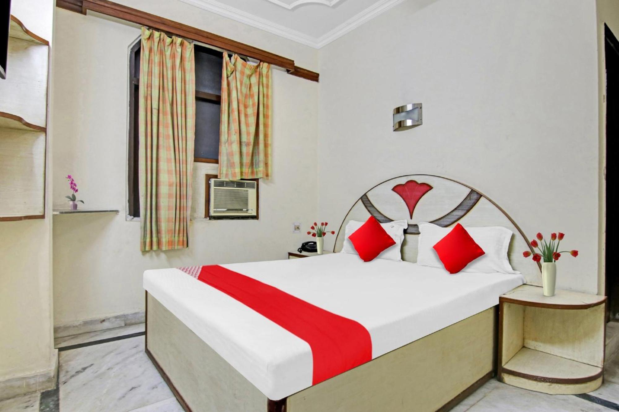 Hotel O Rak International New Delhi Ngoại thất bức ảnh